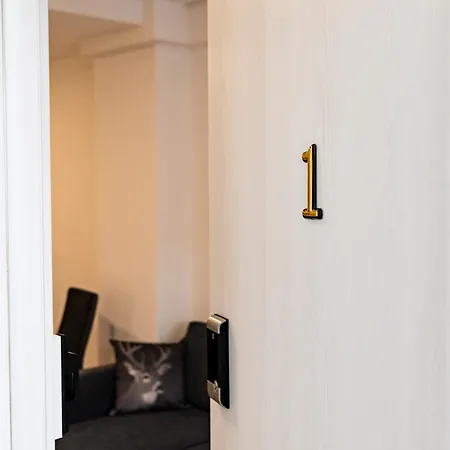 Apartmani Park Maksimir-Rebro Zagreb Room photo