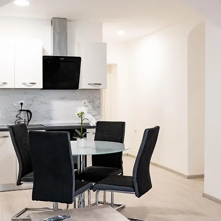Apartmani Park Maksimir-Rebro Zagreb Room photo